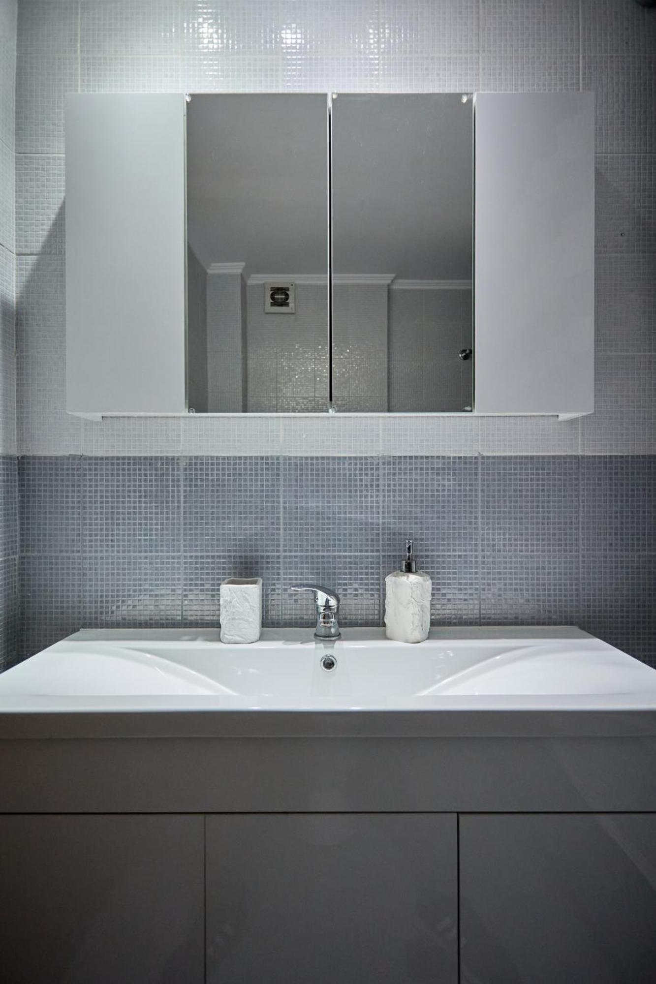 Chios Town Apartment - Heart Of Chios Town With 2 Minute Walk To The Beach Exterior foto