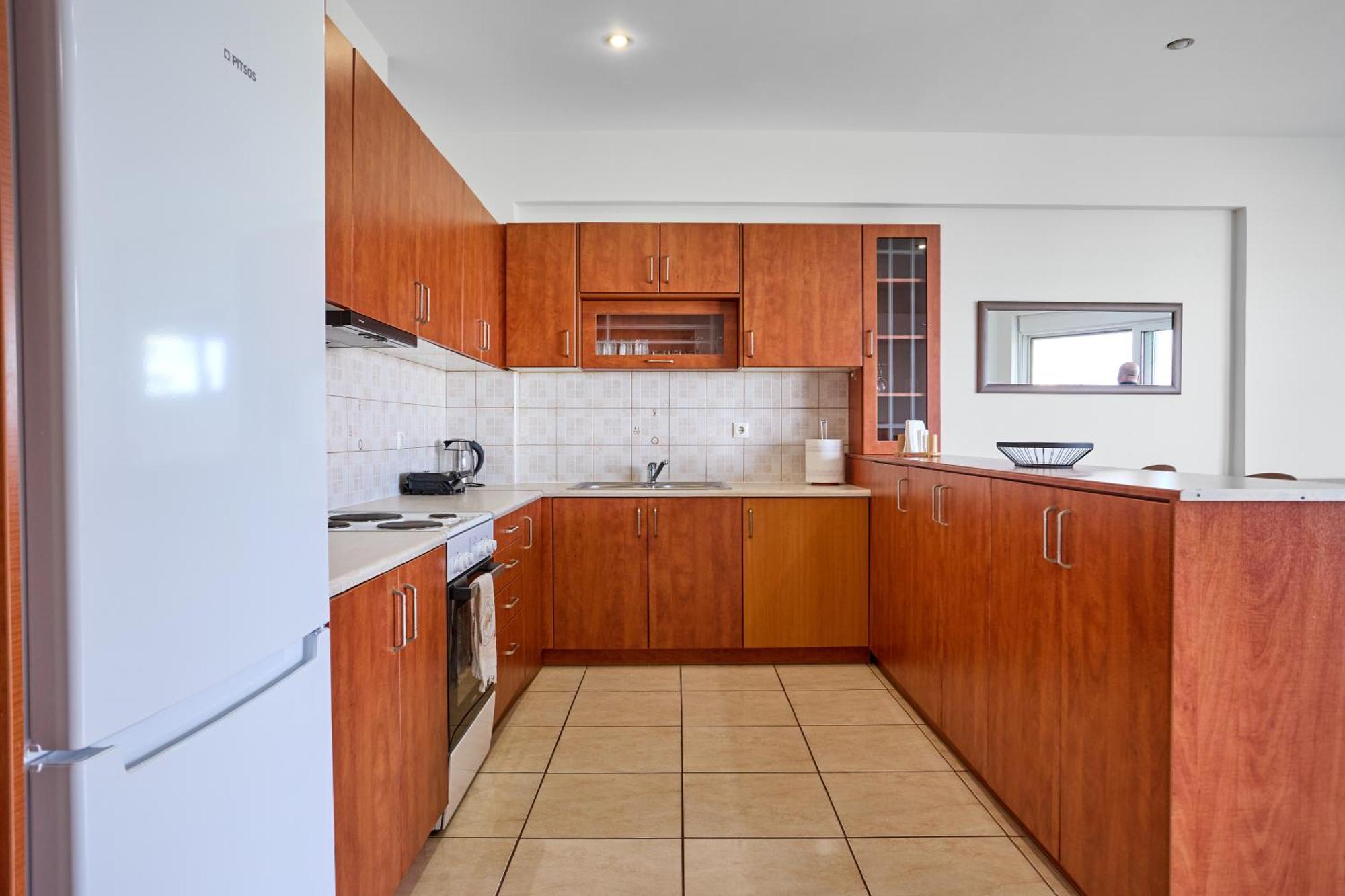 Chios Town Apartment - Heart Of Chios Town With 2 Minute Walk To The Beach Exterior foto