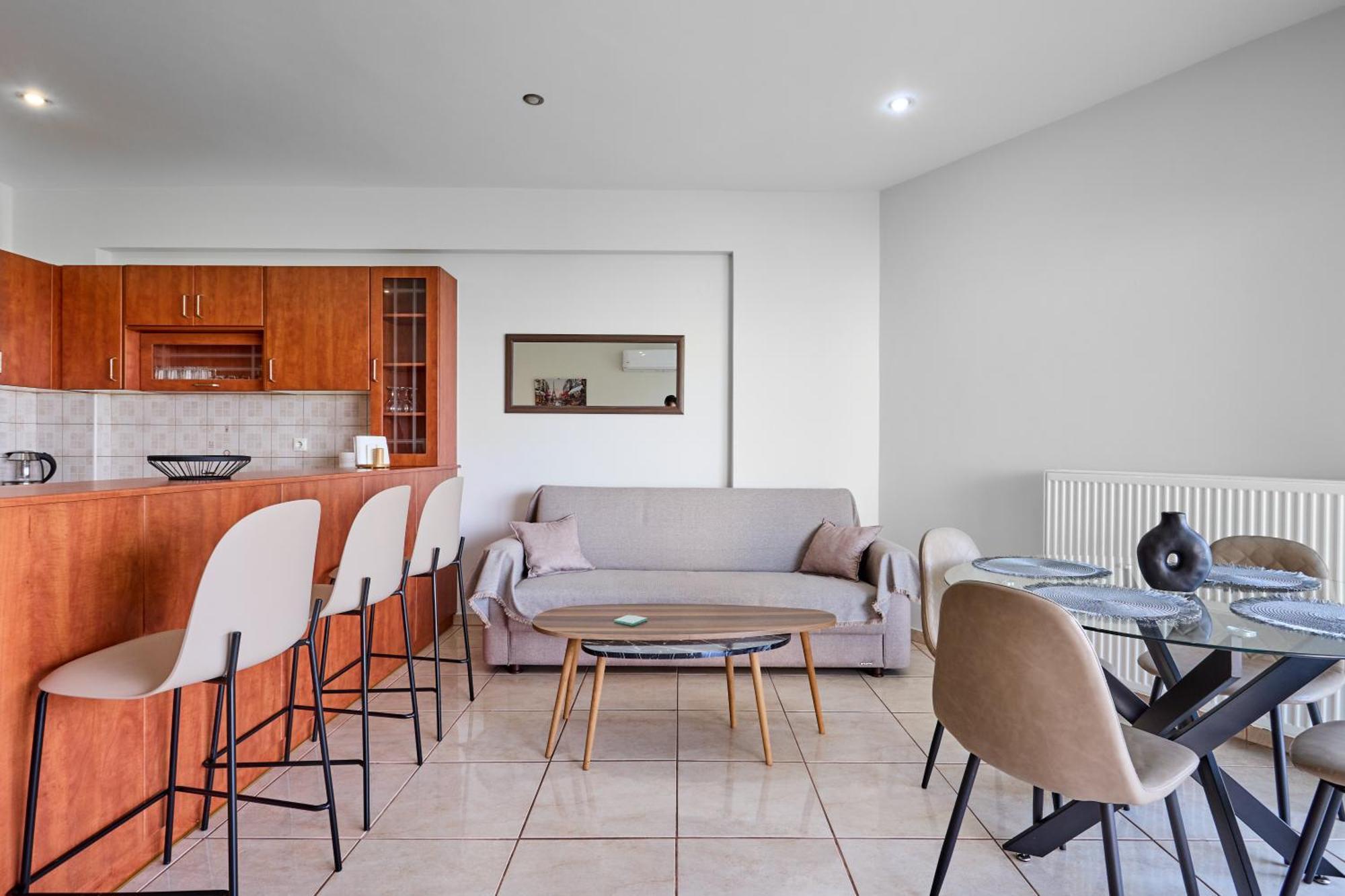 Chios Town Apartment - Heart Of Chios Town With 2 Minute Walk To The Beach Exterior foto